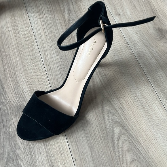 ALDO heels - Picture 3 of 4